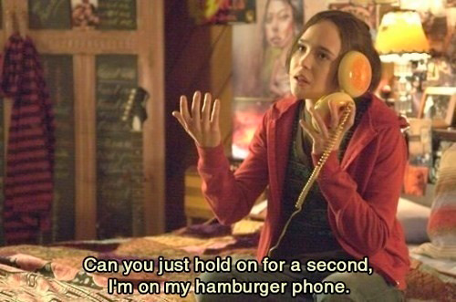 Prata i telefon